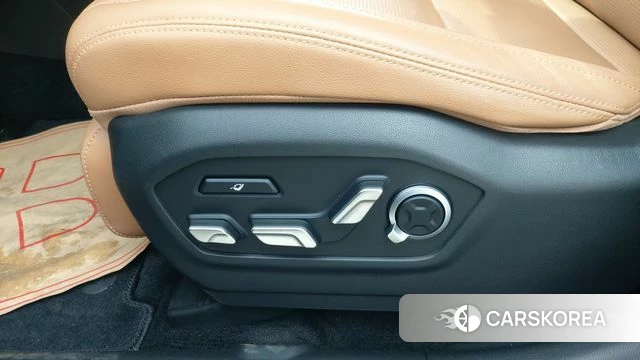 Hyundai Santa Fe (MX5) 2023 Черный из Кореи, фото 2