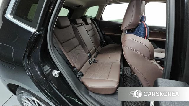 BMW 2 Series Active Tourer (U06) 2023 Черный из Кореи, фото 2