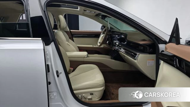 Hyundai Grandeur Hybrid (GN7) 2024 Белый из Кореи, фото 2