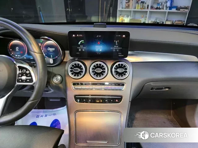 Mercedes-Benz GLC-Class X253 2020 Черный из Кореи, фото 2