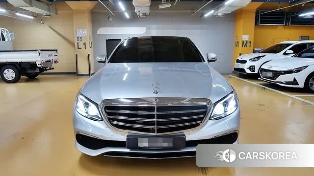 Mercedes-Benz E-Class W213 2019 Серебряный из Кореи, фото 2