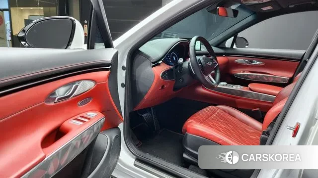 Genesis GV70 2021 Белый из Кореи, фото 2