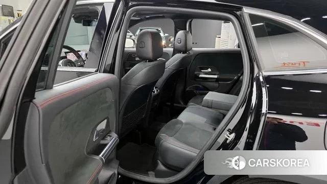 Mercedes-Benz GLA - Class H247 2023 Черный из Кореи, фото 2