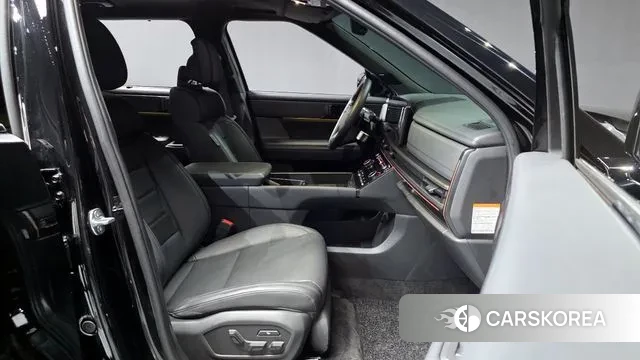 Hyundai Santa Fe (MX5) 2023 Черный из Кореи, фото 2