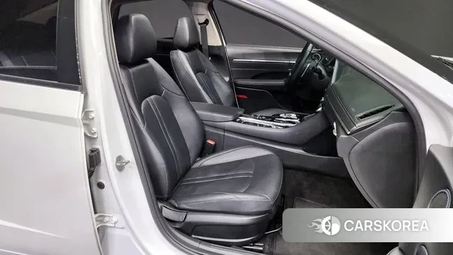 Hyundai Sonata (DN8) 2022 Белый из Кореи, фото 2