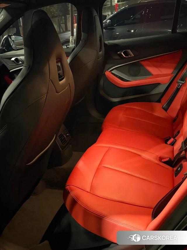 BMW 1 Series (F40) 2022 Черный из Кореи, фото 2