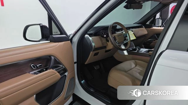 Land Rover Range Rover 5th Generation 2024 Белый из Кореи, фото 2