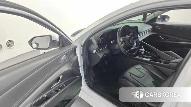 Hyundai Avante (CN7) 2023 Белый из Кореи, фото 2