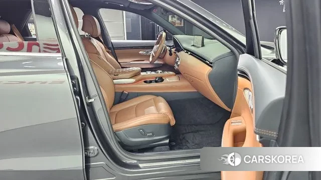 Genesis GV70 2021 Серый из Кореи, фото 2