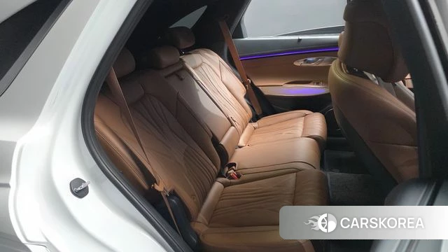 Genesis GV70 2024 Белый из Кореи, фото 2