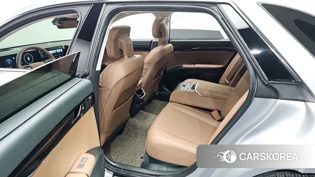 Hyundai Grandeur (GN7) 2023 Серебряный из Кореи, фото 2