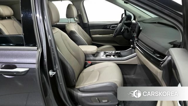 Kia The New Carnival 4th Generation 2024 Серый из Кореи, фото 2