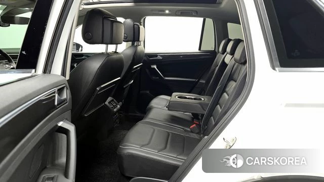 Volkswagen Tiguan second Generation 2019 Белый из Кореи, фото 2