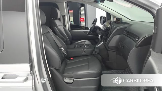 Hyundai Staria 2025 Серебряный из Кореи, фото 2