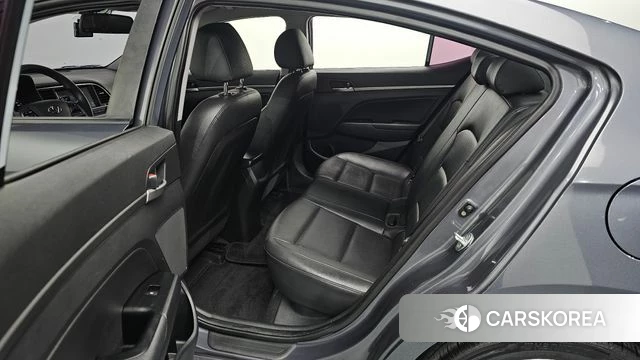 Hyundai Avante AD 2018 Серый из Кореи, фото 2