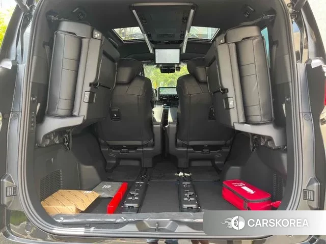 Toyota Alphard 4th Generation 2025 Черный из Кореи, фото 2