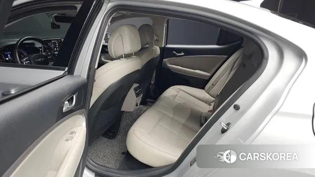 Genesis G70 2018 Серебристо-серый из Кореи, фото 2