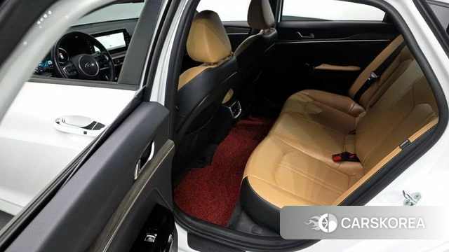 Kia K5 3rd generation 2021 Белый из Кореи, фото 2