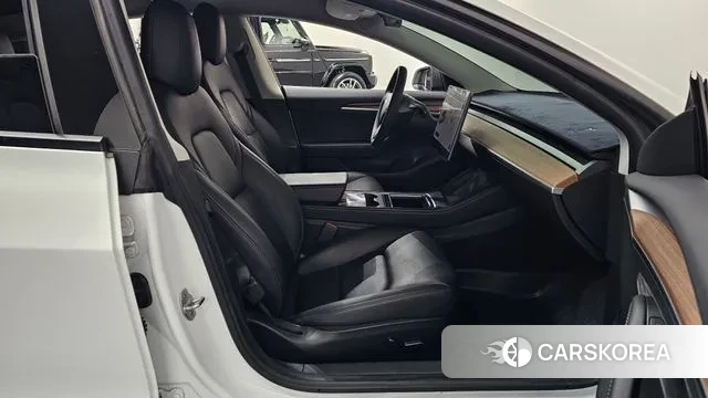 Tesla Model 3 2022 Белый из Кореи, фото 2