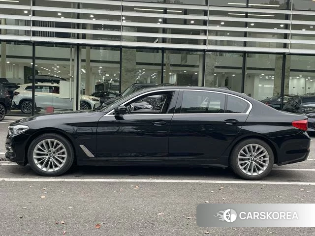 BMW 5 series PHEV id 4209617 из Китая 2