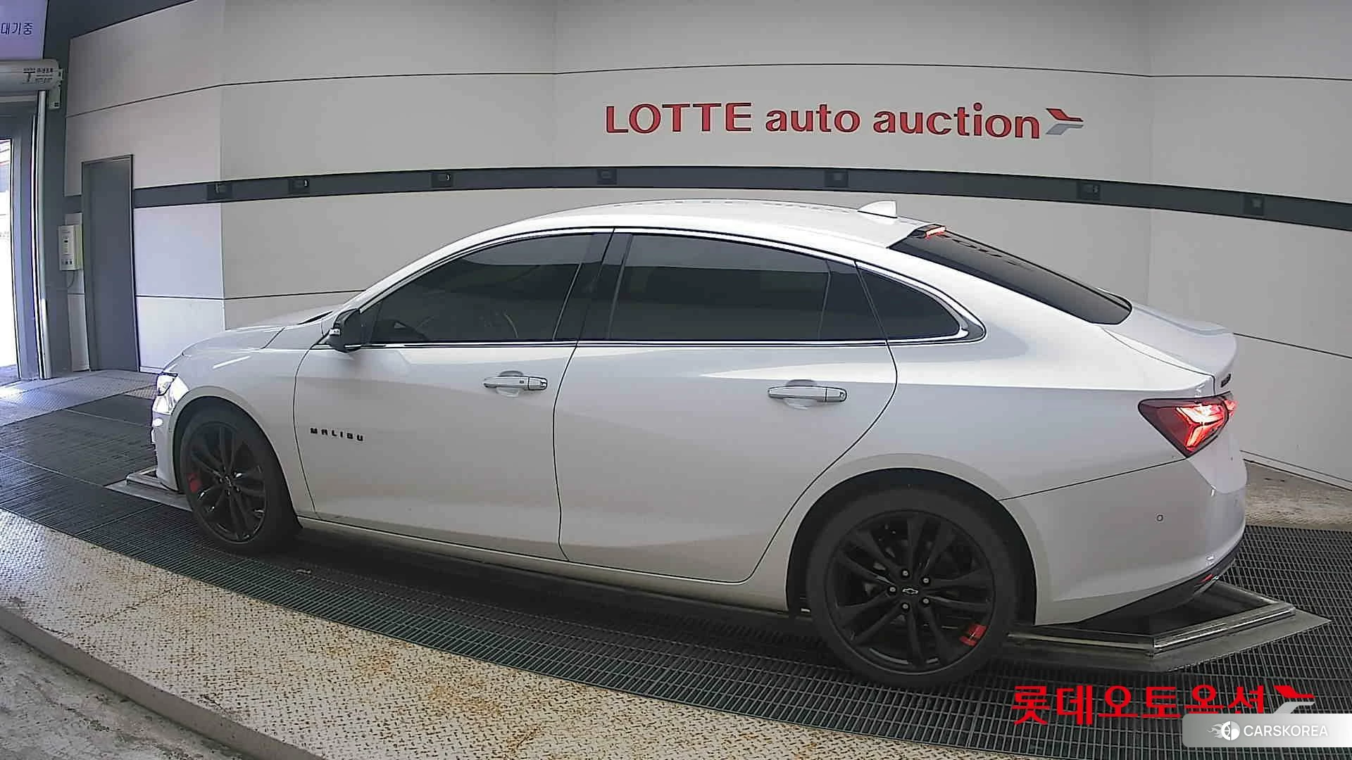 Korea G M Malibu 2.0 TURBO 2022 Белый из Кореи, фото 2