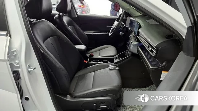 Hyundai Kona Hybrid (SX2) 2024 Белый из Кореи, фото 2