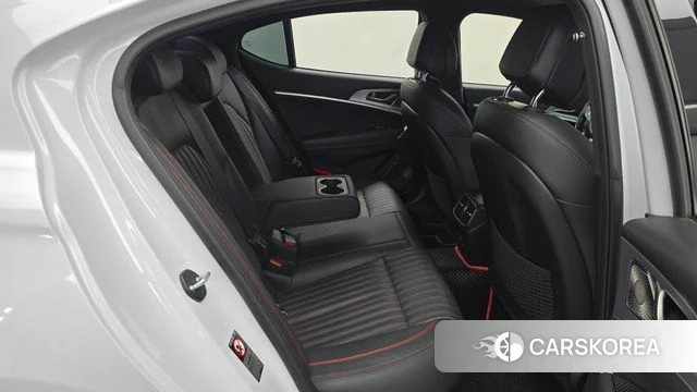 Genesis G70 2018 Белый из Кореи, фото 2