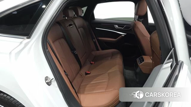 Audi A6 (C8) 2023 Белый из Кореи, фото 2