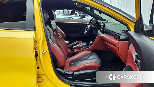 Hyundai Veloster (JS) 2020 Желтый из Кореи, фото 2