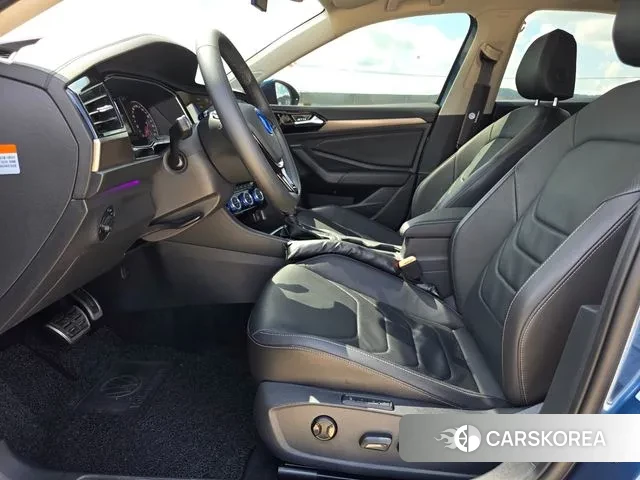 Volkswagen 7th Generation of Jetta 2020 Синий из Кореи, фото 2