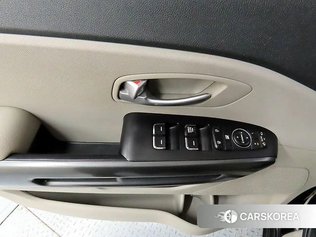 Kia The New Carnival 2018 Черный из Кореи, фото 2