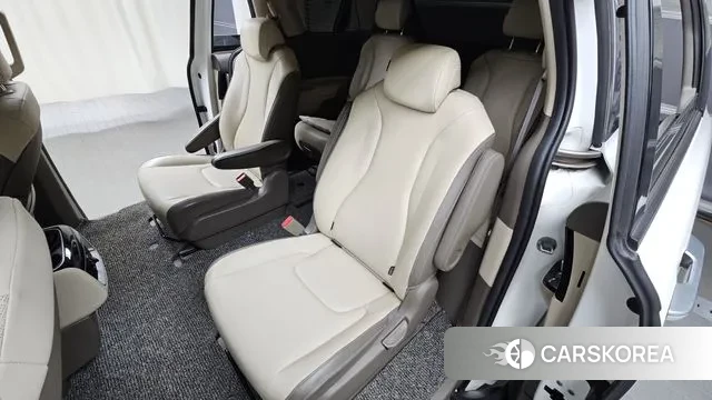 Kia Carnival 4th generation 2020 Белый из Кореи, фото 2