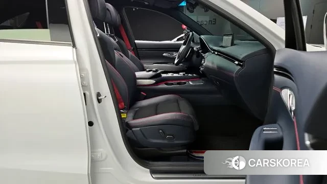 Genesis GV70 2022 Белый из Кореи, фото 2