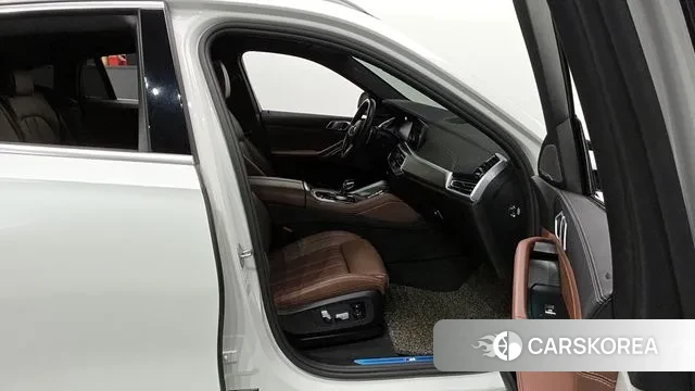 BMW X6 (G06) 2021 Белый из Кореи, фото 2