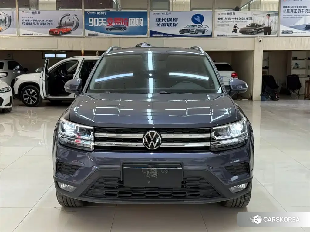 Volkswagen Tharu 2022 Silver/gray из Китая, фото 2