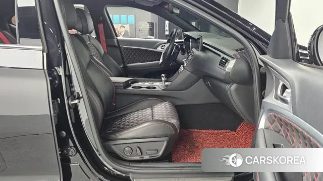 Genesis The New G70 2020 Черный из Кореи, фото 2