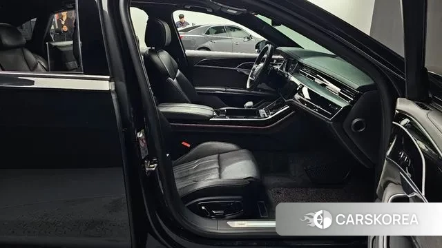 Audi A8 (D5) 2020 Черный из Кореи, фото 2