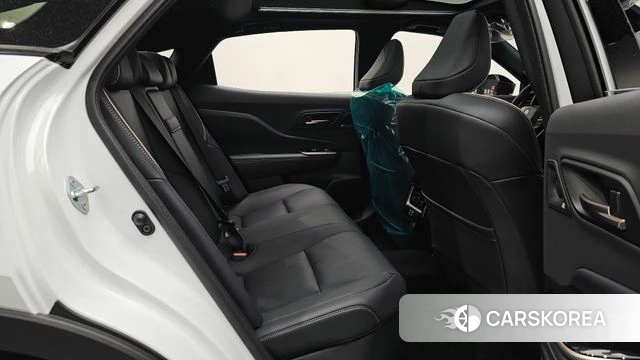 Toyota Crown Crossover 2026 Белый из Кореи, фото 2