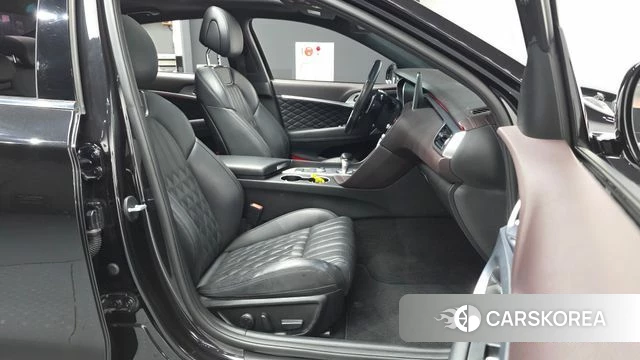 Genesis G70 2018 Черный из Кореи, фото 2
