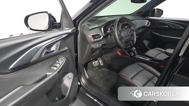 Chevrolet (GM Daewoo) Trailblazer 2021 Черный из Кореи, фото 2