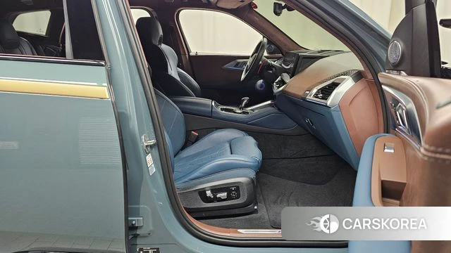 BMW XM (G09) 2023 Синий нефрит из Кореи, фото 2