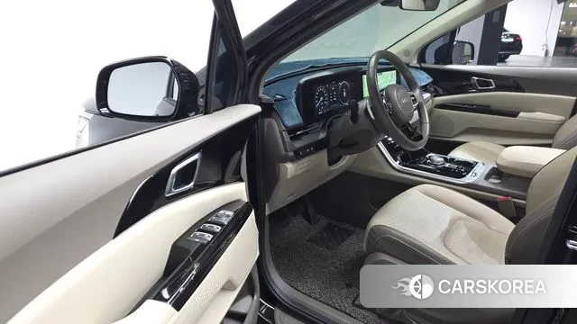 Kia Carnival 4th generation 2023 Черный из Кореи, фото 2