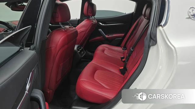 Maserati Ghibli 2020 Белый из Кореи, фото 2