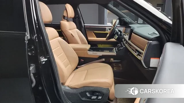 Hyundai Santa Fe (MX5) 2023 Черный из Кореи, фото 2