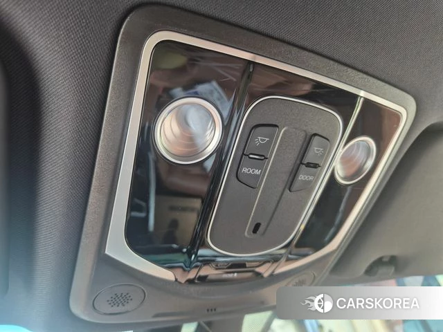 Ssangyong Torres 2022 Светло-зеленый из Кореи, фото 2