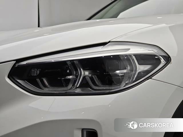 BMW iX3 2021 Белый из Китая, фото 2