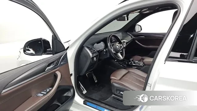 BMW X3 (G01) 2022 Белый из Кореи, фото 2