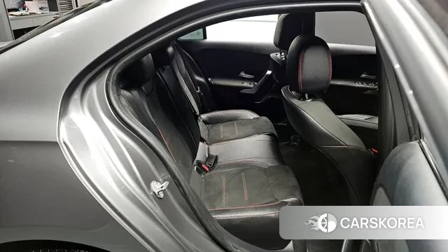 Mercedes-Benz A-Class W177 2020 Серебристо-серый из Кореи, фото 2