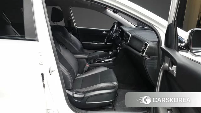 Kia Sportage The Bold 2021 Белый из Кореи, фото 2