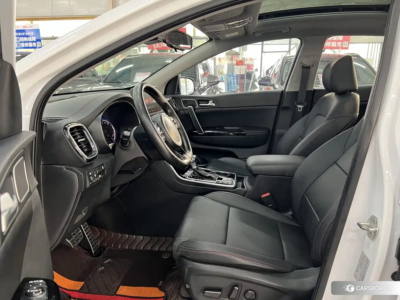 Kia KX5 2022 Белый из Китая, фото 2